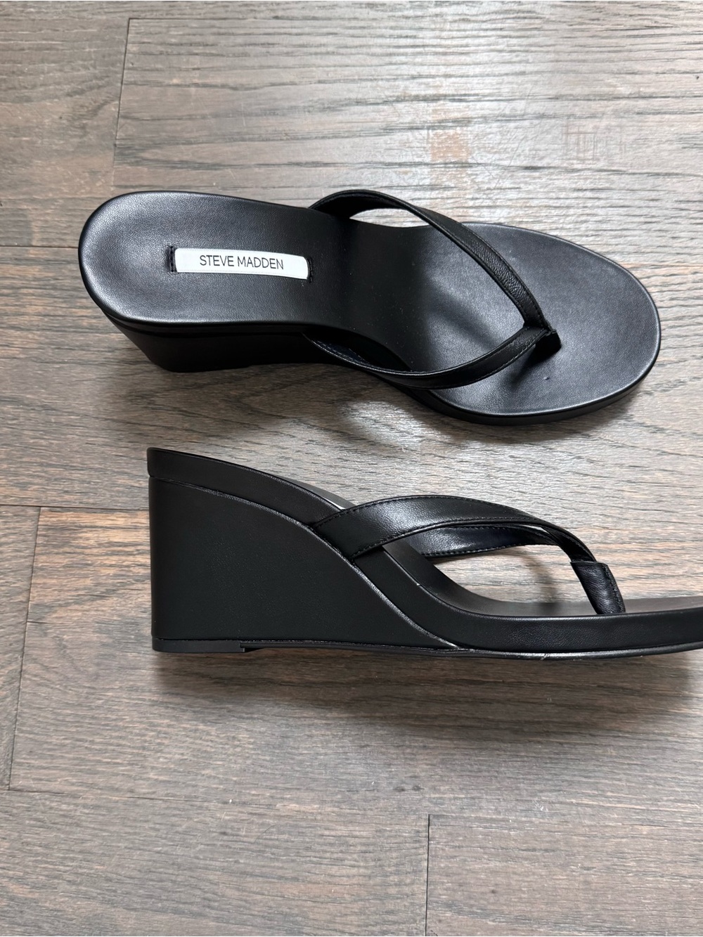 Steve Madden Black Leather Wedge Thong Sandals- Brand New never worn! 8.5 - Picture 2 of 6